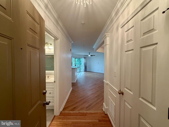 Building Photo - 12481 Hayes Ct