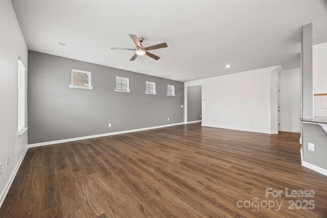Building Photo - 5775 Soft Shell Dr