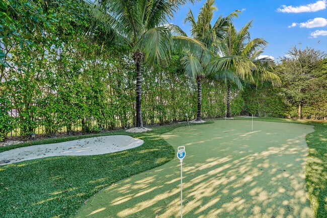 Building Photo - 279 Carina Dr