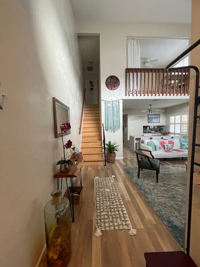 Building Photo - 7 Bristol Ln