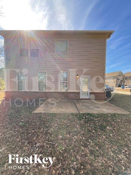 Building Photo - 148 Daisy Cir