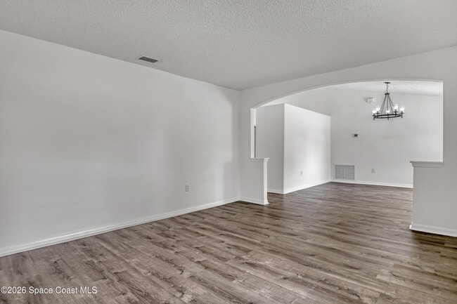 Building Photo - 1561 Sandusky St SE