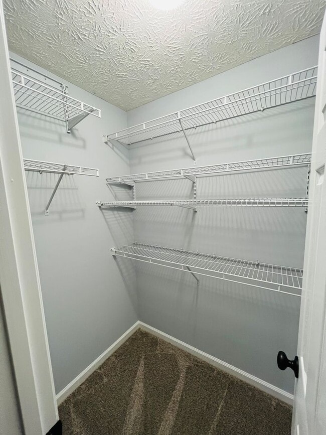 Building Photo - Donahue Crossing Condos, Unit 403