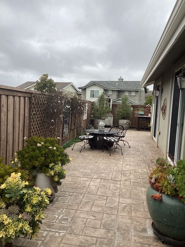 Building Photo - Beautiful Single Story Home in Old Orcutt's Stone Gate Development with easy access to VSFB