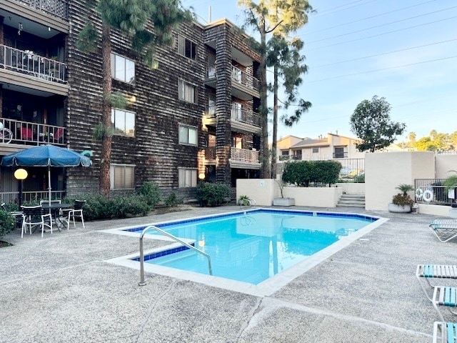 Building Photo - 5790 Friars Rd