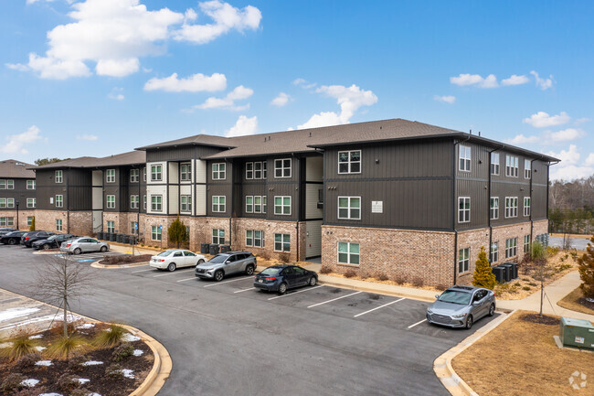 Building Photo - Flats at Mt. Zion