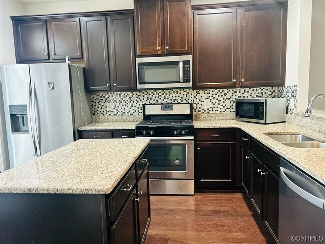 Building Photo - 11114 Swanee Mill Trace