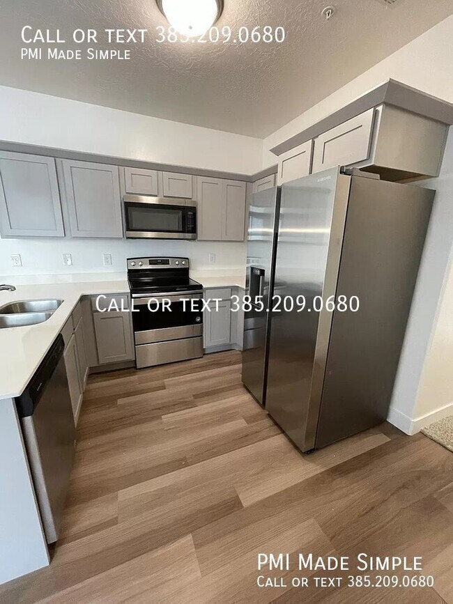 Building Photo - 1834 W Newcastle Ln