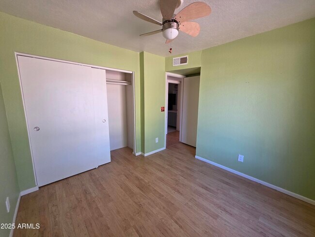 Building Photo - 6037 W Zoe Ella Way