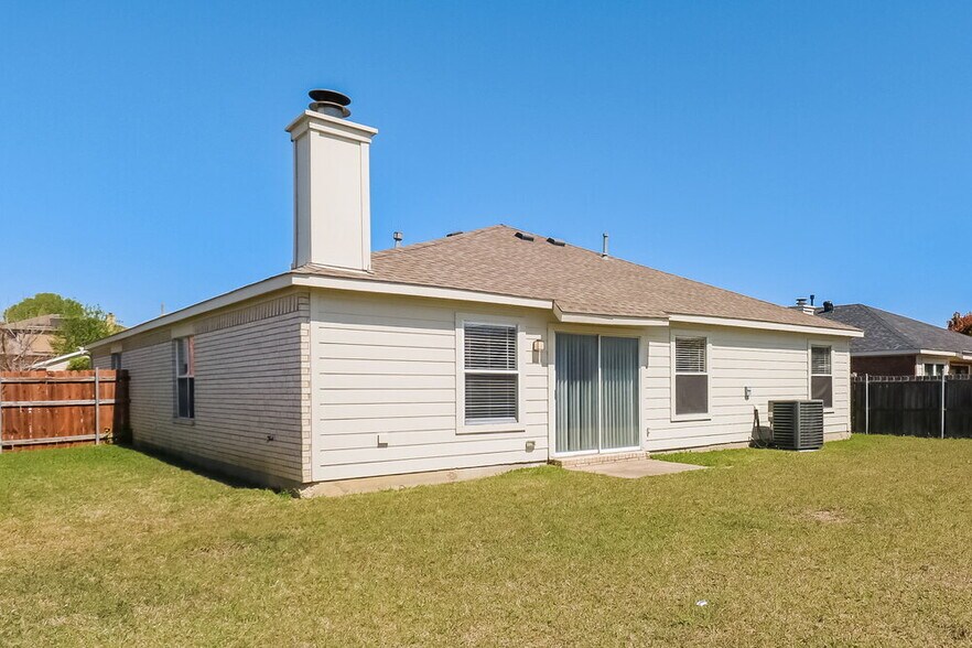 Building Photo - 1406 Kilkenny Dr