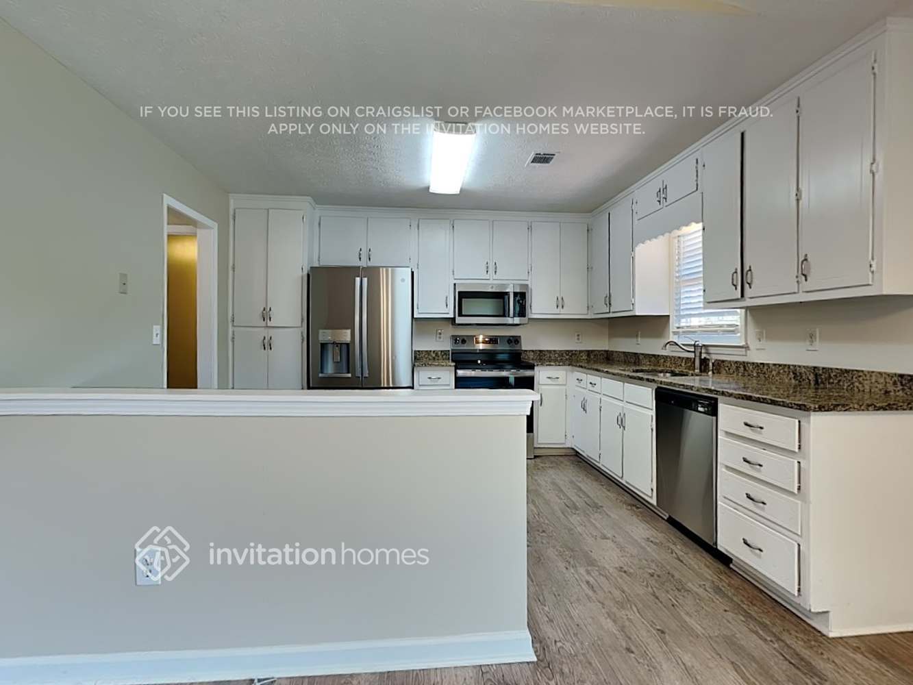 Building Photo - 1217 Willow Dr