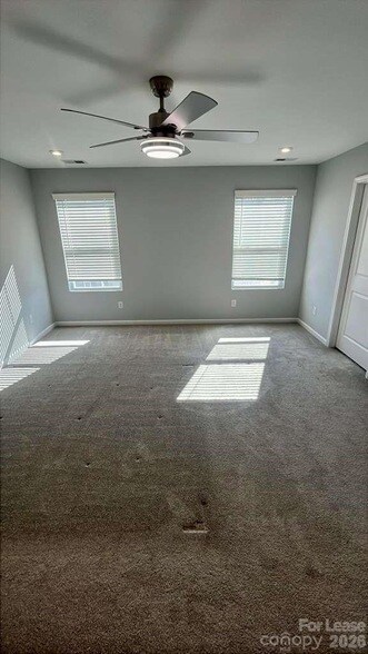 Building Photo - 2105 Boynton St