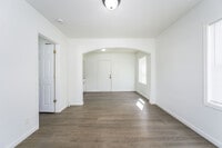 Building Photo - 836 N Oliver St