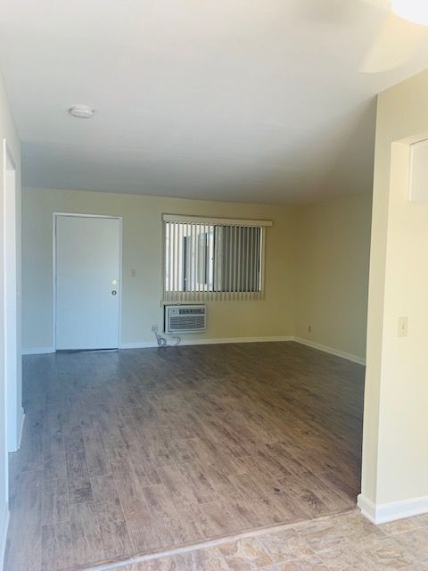 Building Photo - 1920 Peyton Ave