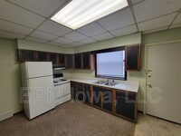 Building Photo - 306 1/2 1st St SE