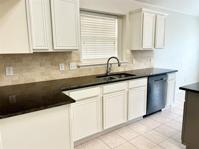 Building Photo - 5304 Timber Park Dr