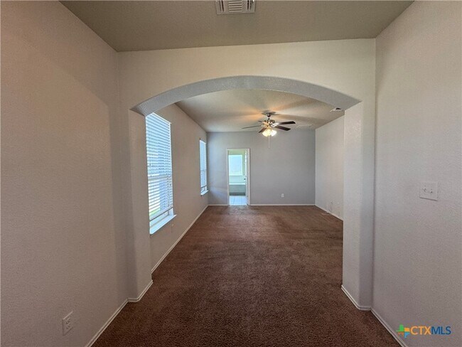 Building Photo - 1310 Stonewall Ridge