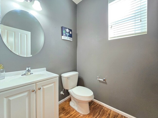 Building Photo - 4 Bedroom Home Available Now in Lake Stevens!