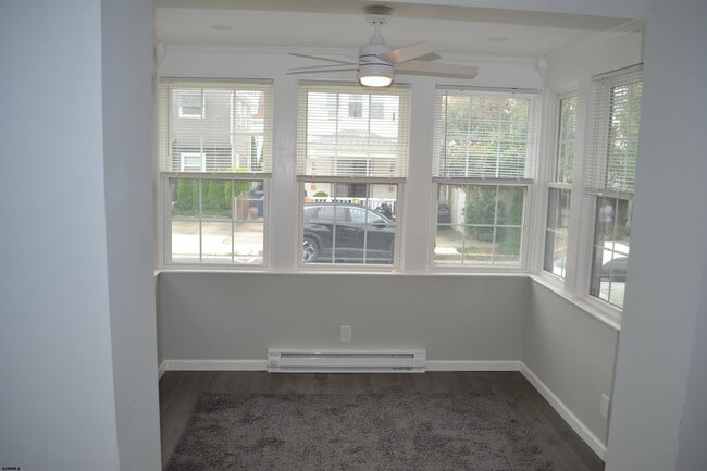 Building Photo - 103 N Harvard Ave