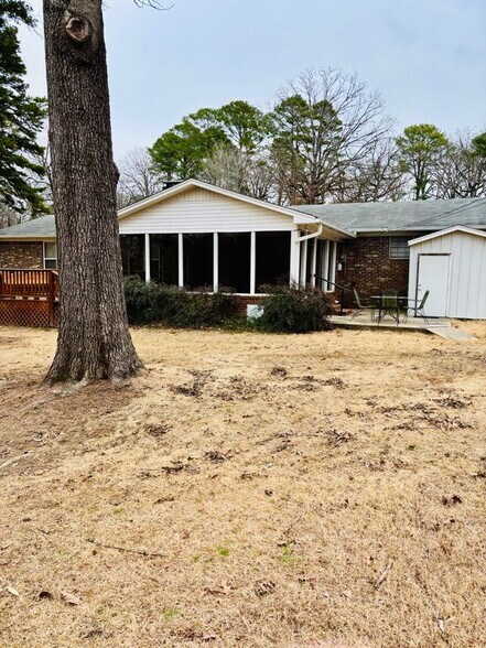 Building Photo - 816 Teresa Dr
