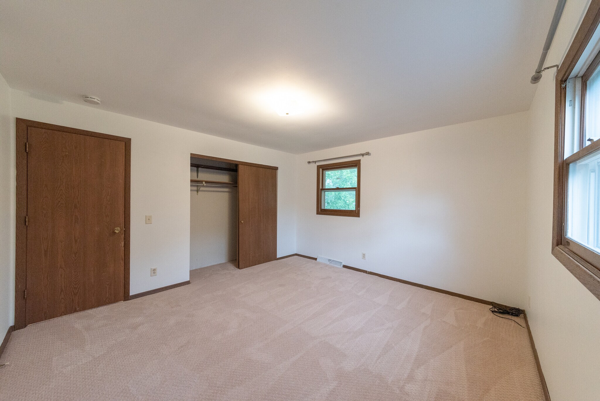 Bedroom 1 - 5312 Trafalger Pl