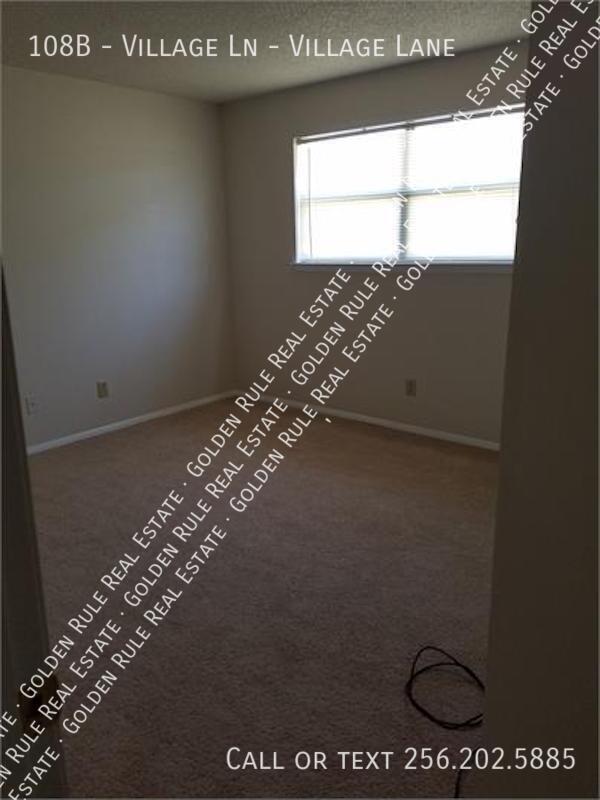 Building Photo - 108B - Village Ln-Village Lane