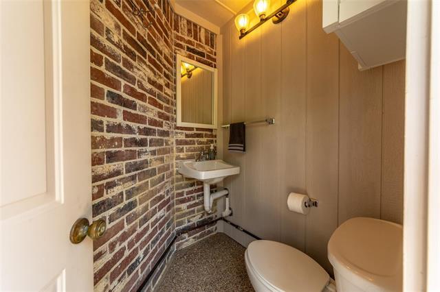 Building Photo - 10616 Red Cedar Dr