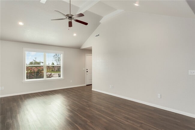 Building Photo - 845 Via Drago Ave