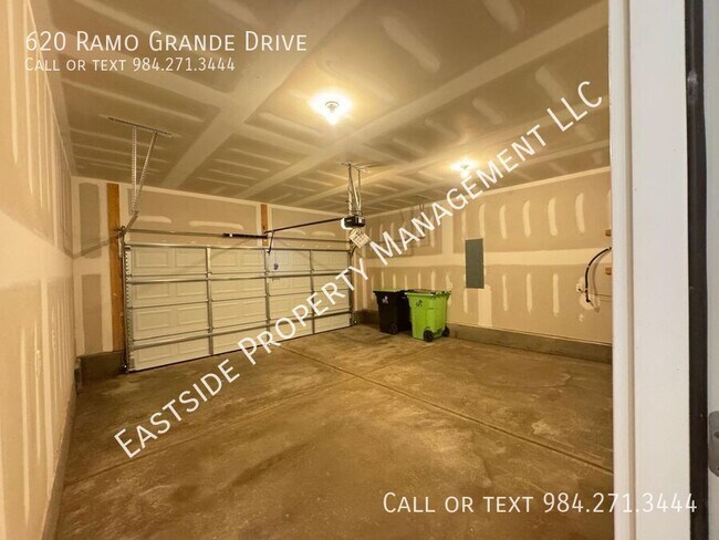 Building Photo - 620 Ramo Grande Dr
