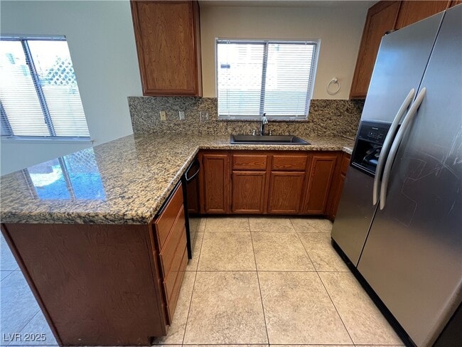 Building Photo - 8901 Clear Blue Dr