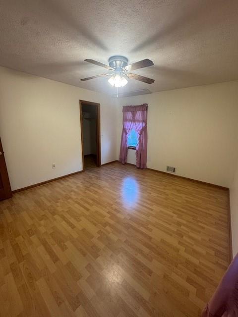 Building Photo - 5677 Bentley Rd