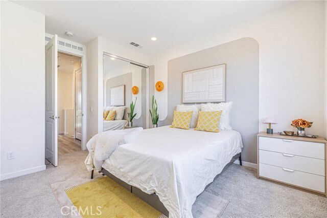 Building Photo - 27555 Sanctuary Ct