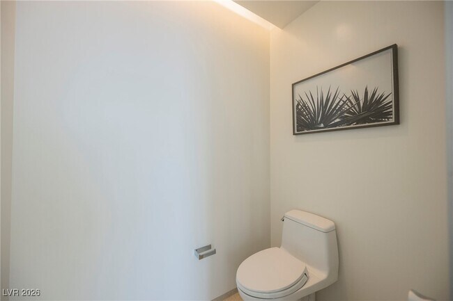 Building Photo - 3726 S Las Vegas Blvd