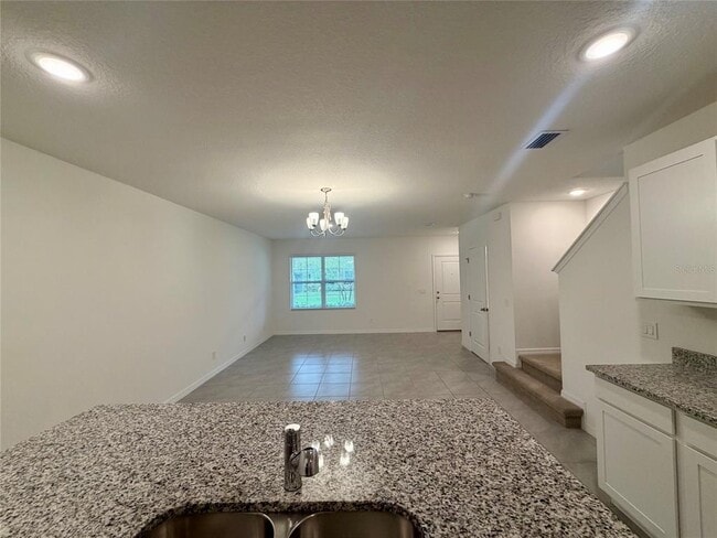 Building Photo - 614 Cheval Ln