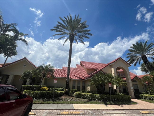 Building Photo - 1241 SW 46th Ave