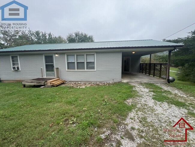 Building Photo - 1340 Hidden Valley Dr