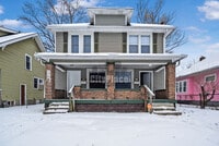 Building Photo - 820 N Oakland Ave