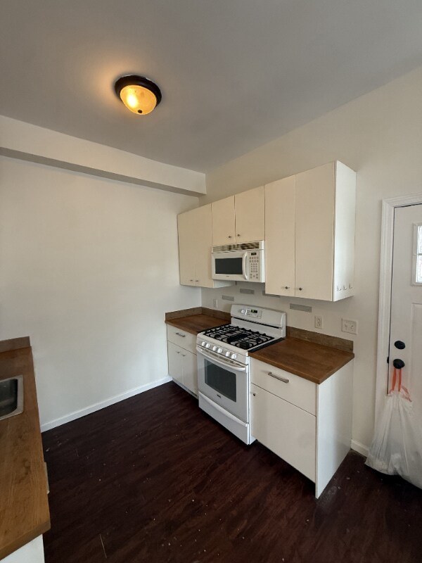 Building Photo - 80 Water St