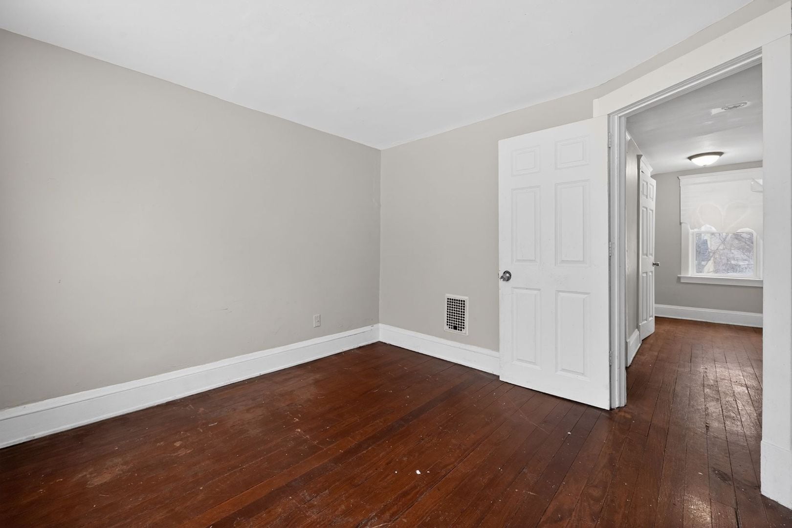 Building Photo - 1125 Galewood Dr