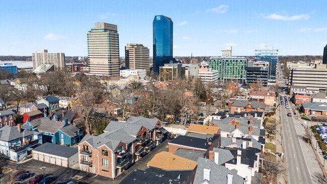 Building Photo - 261 S Limestone