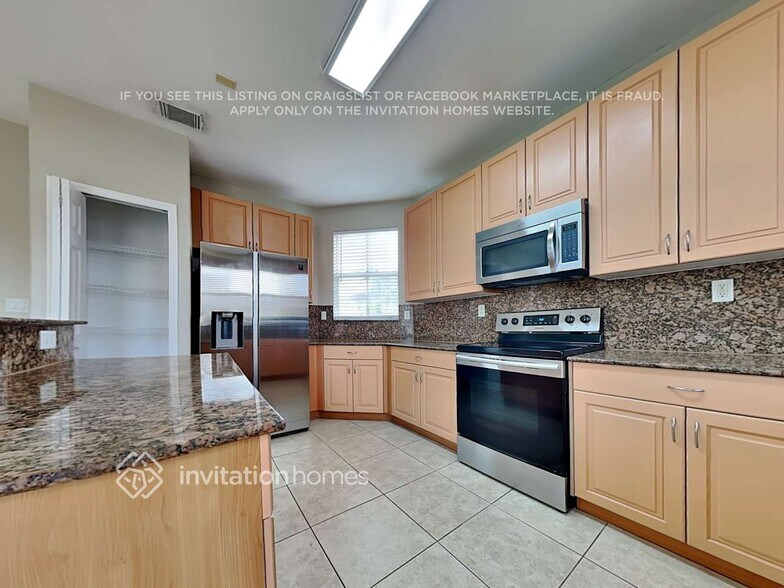 Building Photo - 11762 SW 152nd Path