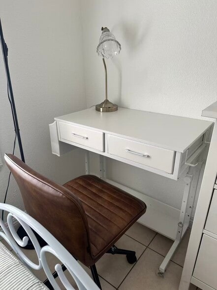 Building Photo - 13422 Parkview Ter