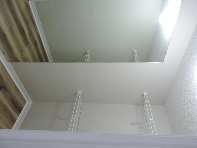 Building Photo - 2800 Wilson Ln