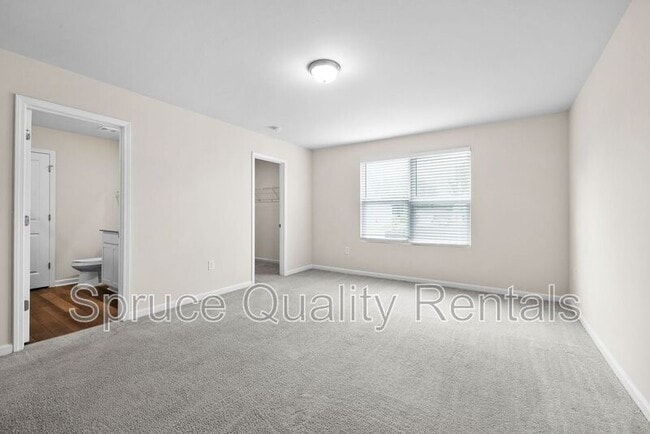 Building Photo - 3501 Strawberry Patch Row