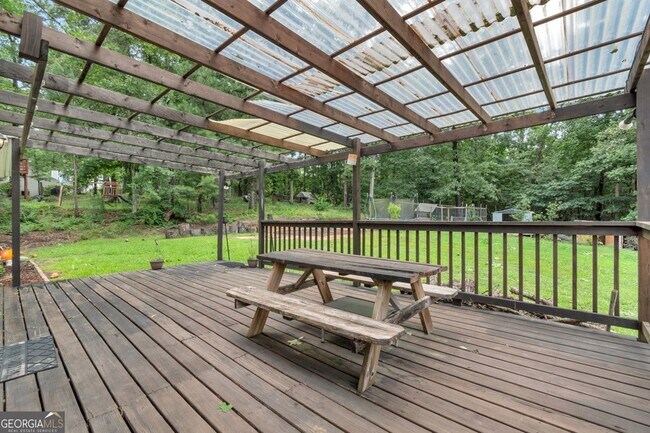 Building Photo - 2055 Amberly Glen Way