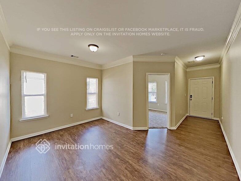 Building Photo - 3160 Franklin St