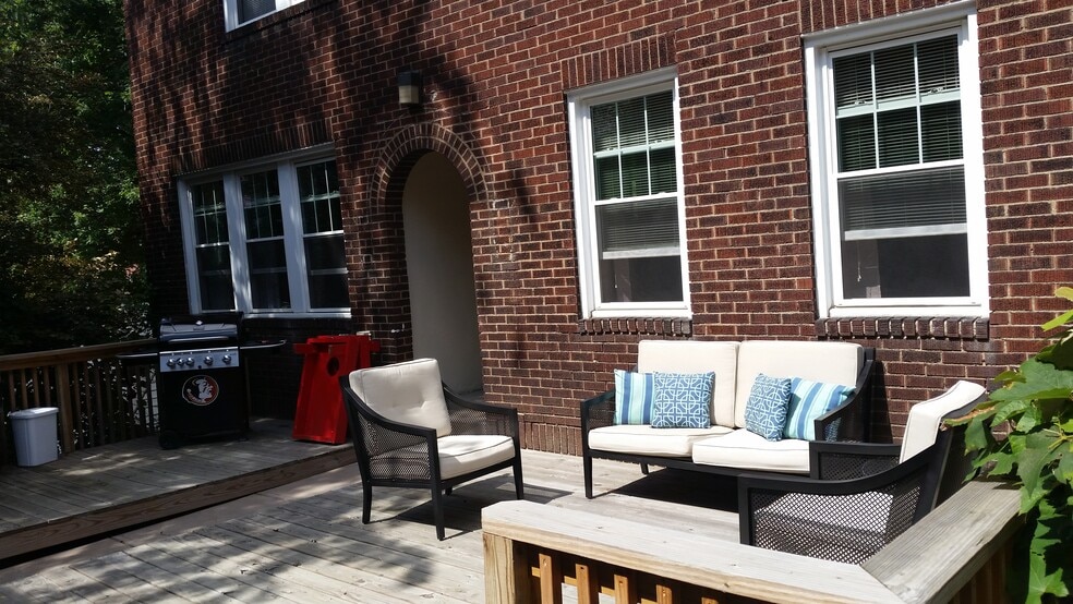 Front Entrance/Deck - 5871 Shady Forbes Ter