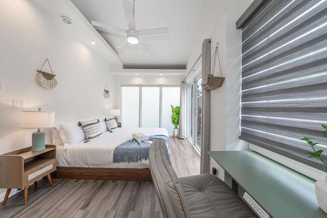 Building Photo - 1516 SW 8th Ave