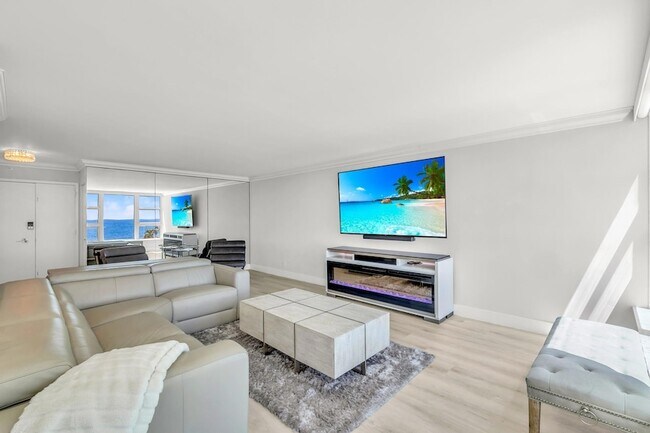 Building Photo - 1620 S Ocean Blvd