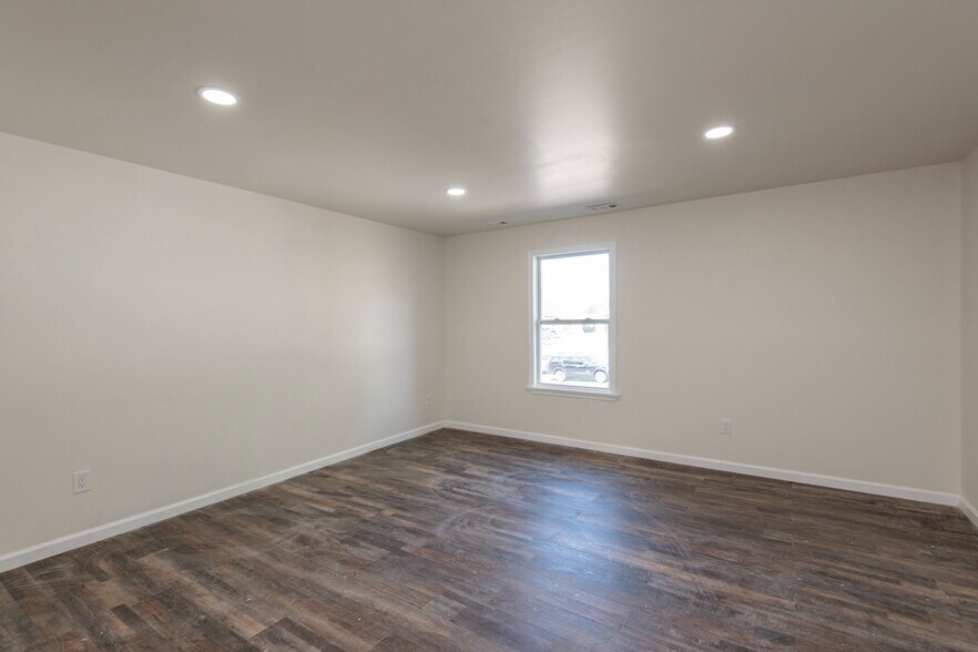 Building Photo - 2203 Melson Rd